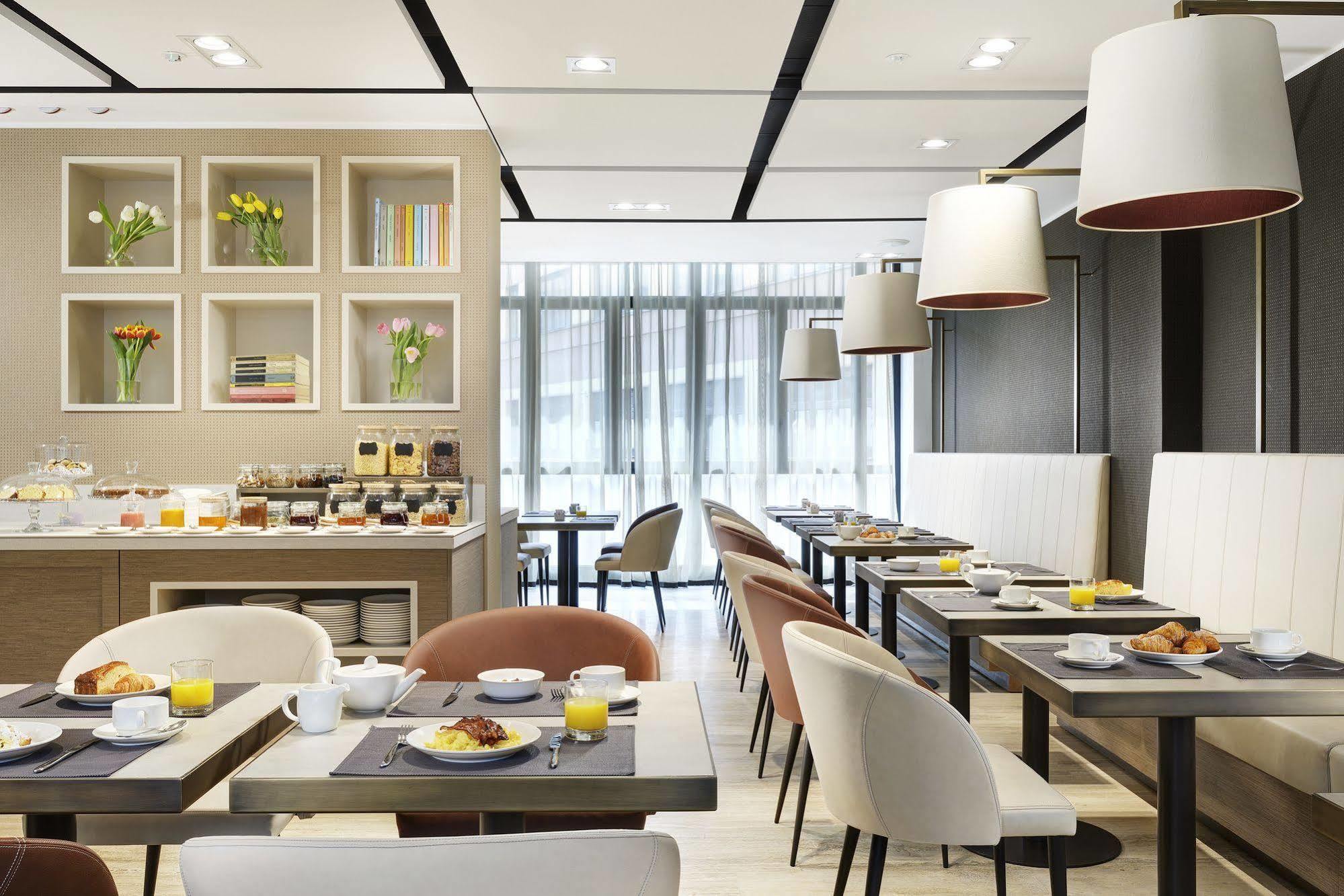 Unaway Hotel & Residence Linea Uno Milano Exteriör bild